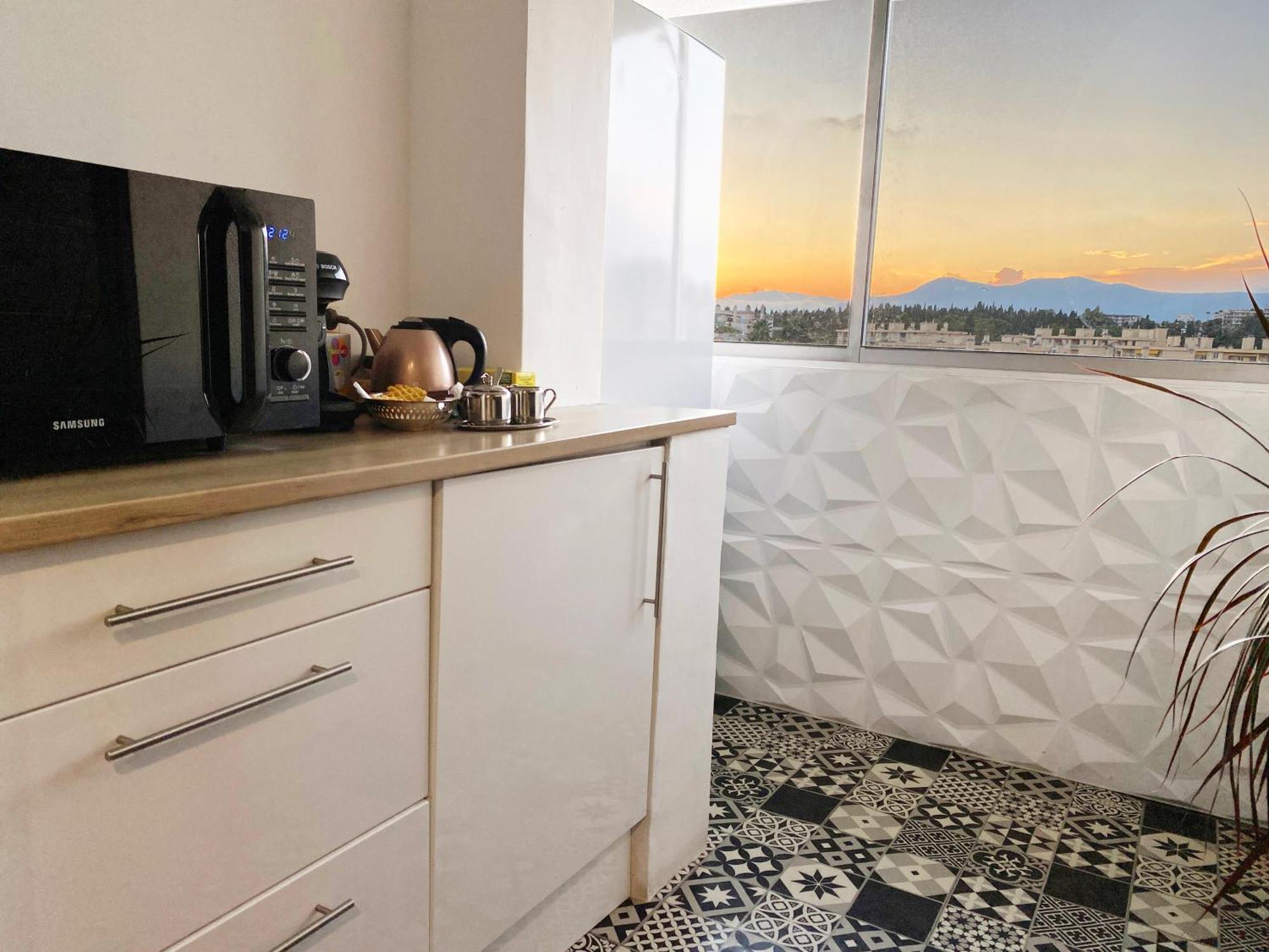 Apartment Panoramic Sea View - Air-conditioning - Balcony - Tramway - 2 Bedrooms - Wifi - Fully Equipped Kitchen Nice
